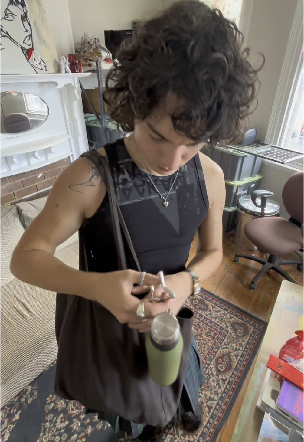 attach a star carabiner to anything and you won’t lose it!!!  #starcarabiner #bagaccessory #SmallBusiness #Sustainability #sustainablefashion #trinkets 