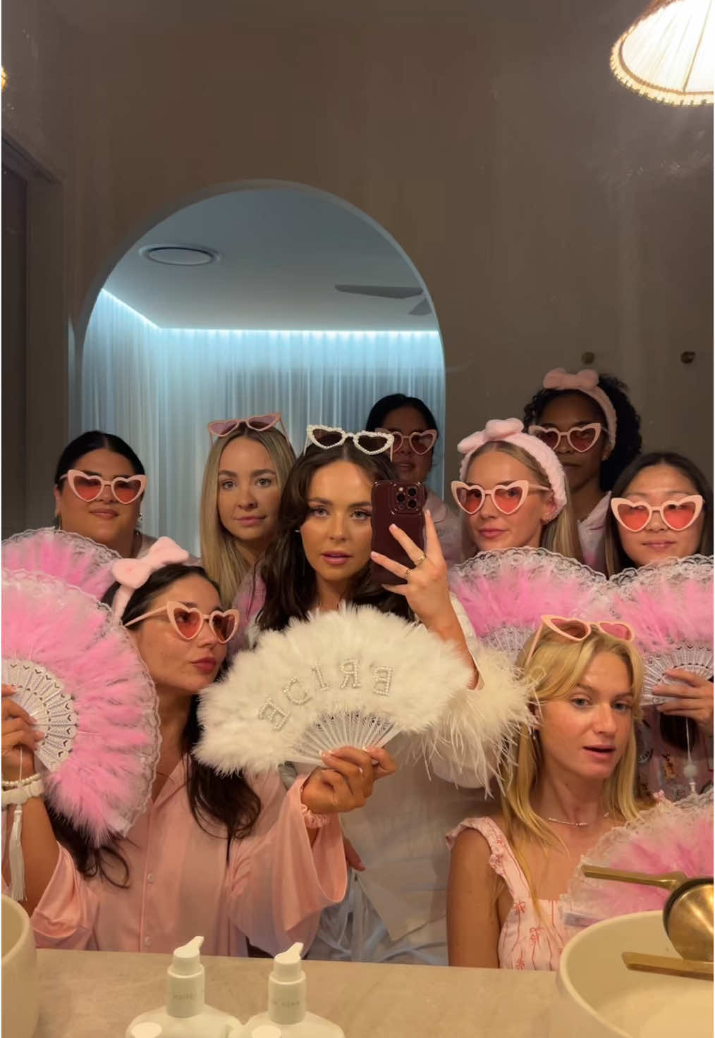 #hens #bachelorette #pink #bridetobe 