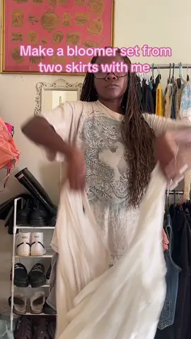 I didn’t think the girls would hop on the long bloomer train with me??? And I’m honestly so happy we all came to the same conclusion it’s a BLOOMER SUMMER FOR THE GIRLS #thriftflip #bloomers #longbloomers #upcycling #thriftflipclothes #blackdesigner #whimsical #softaesthetic #freepeople #vintage 