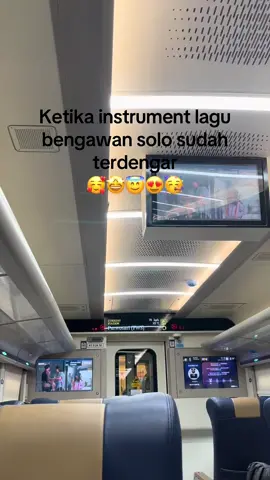 Baru beberapa minggu yang laluuu udahh kangen soloo lagi ajaa 🥲 #keretaapiindonesia #stasiunsolobalapan #solo #solo24jam 