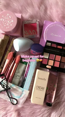 25 PCS MAKE UP SET!!  Package included:  Set up spray ✅ Liquid foundation ✅ Face powder ✅ Finishing powder ✅ Hand cream ✅ Make up egg ✅ Eyeshadow palette ✅ Lip balm ✅ Powder blusher ✅ Concealer ✅ Makeup brush ✅ Eyebrow pencil ✅ Eyeliner ✅ Mascara ✅ Lip glaze ✅ Eyelash curler ✅ Eye stickers ✅ Facial mask ✅ Make up remover wipes ✅ #makeupset #25pcsmakeupset #makeupforbeginners #makeup 
