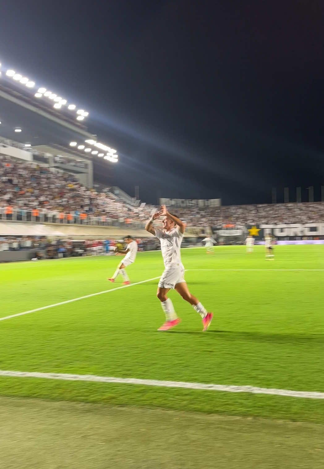 DE CARRINHO... BARREAL! 🚙⚽ #SantosFC #Santos #TikTokEsportes 
