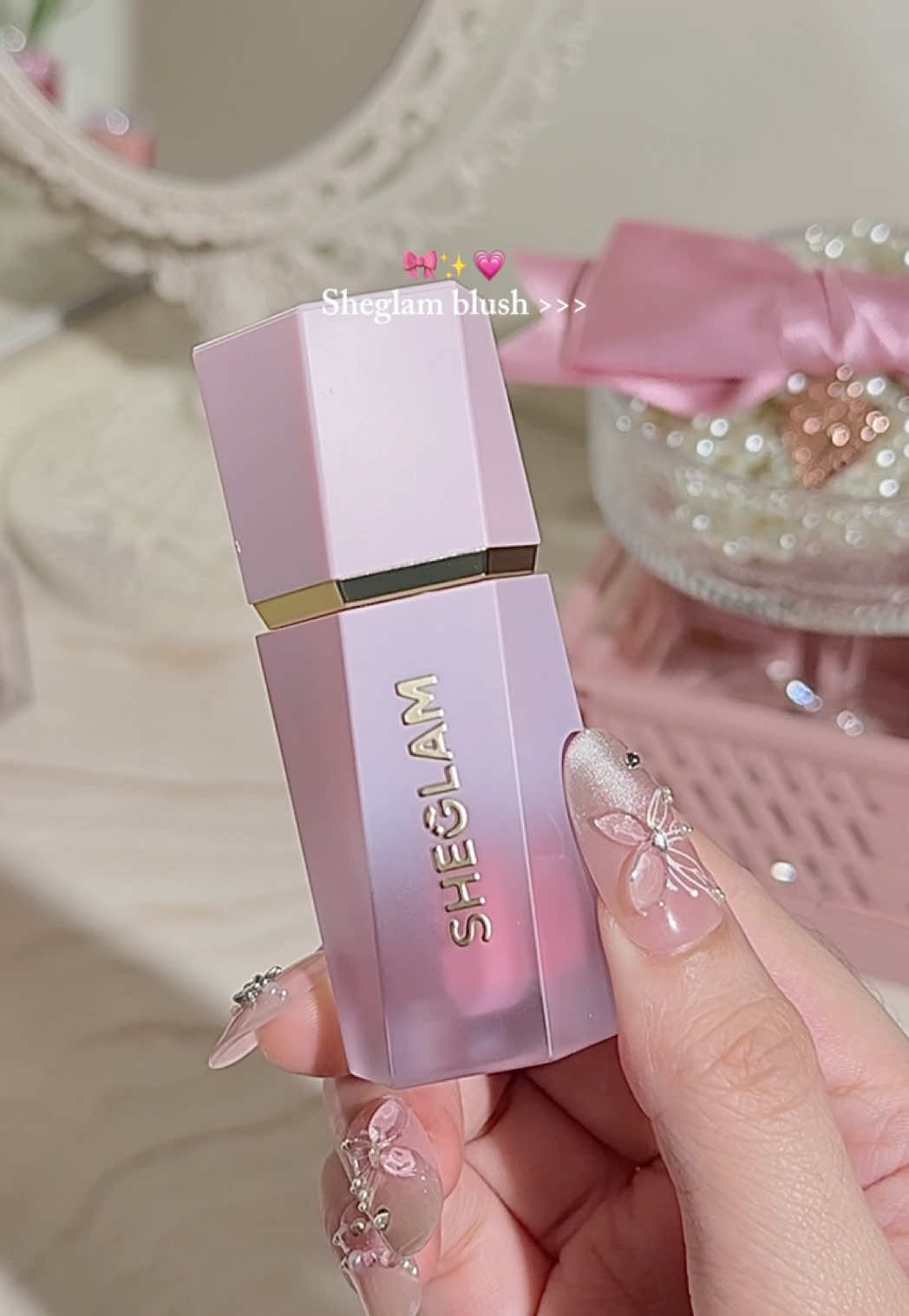 just one swipe and i’m glowing different 💕 @SHEGLAM  #sheglamblush #sheglam #sheglammakeup #shein #sheinmakeup #lovecake #cooltone #beauty #makeup 