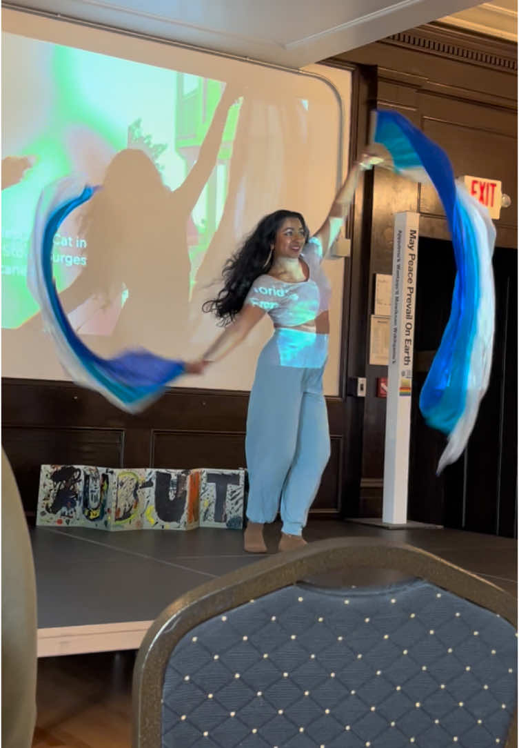 On Sunday, I had the honor of debuting my dance piece at the NY ethical society. This piece touches on water injustice in the US and was very inspiring to research. Water is life and we take it for granted. #dance #fanveils #dancechoreography #fandance #multimediaart #fyp 