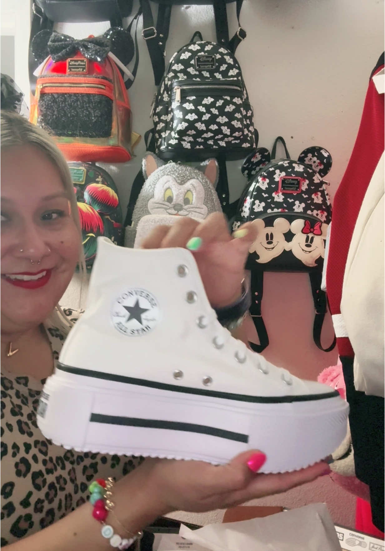 Unbox the new double stack @Converse with me!! 🤩🤍🩷💚🧡 they are so cute!! #converse #conversehaul #doublestackconverse #converseplatform #shoehaul #platformshoes #funfashion #girlythings #cuteshoes #pinkaesthetic #pinkshoes #shoppinghaul 
