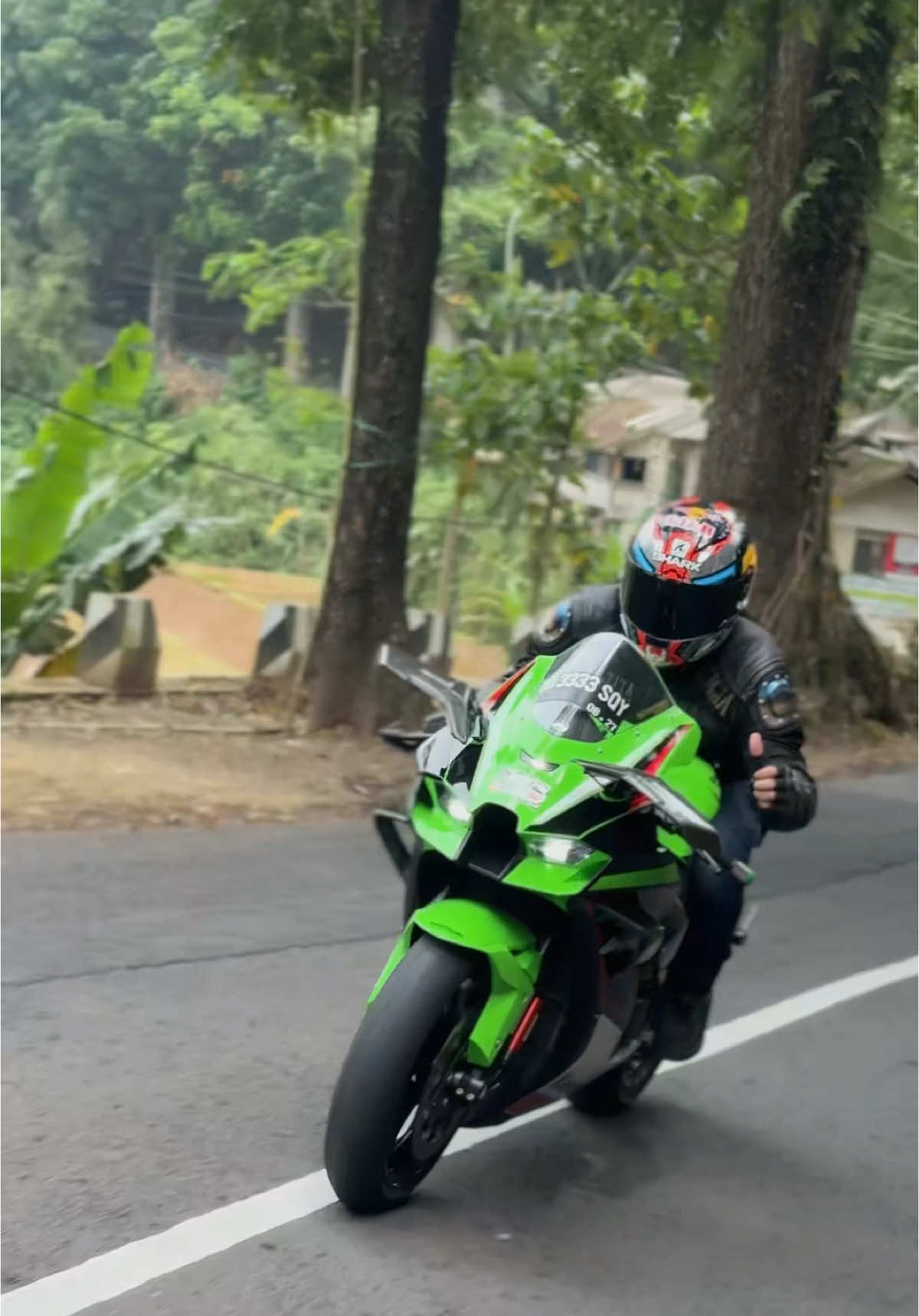 Klo mau touring asik, jangan suka baperan ya…. . . . #zx25r #zxownersindonesia #kawasakininja #cinematic #transition #fypシ゚ #fyp 