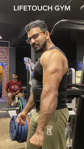 #capcut #trending #lifetouchgym #srilankan_tik_tok🇱🇰 #viral #GymTok #Fitness #slfitness #gampolaapi❤😳 #fitnessmodel #go_viral 