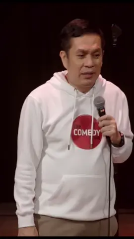 #comdey #tamangpanahon #alexcalleja #filipinocomedy #fypシ #netflix #viral #alexcallejajokes #trending 