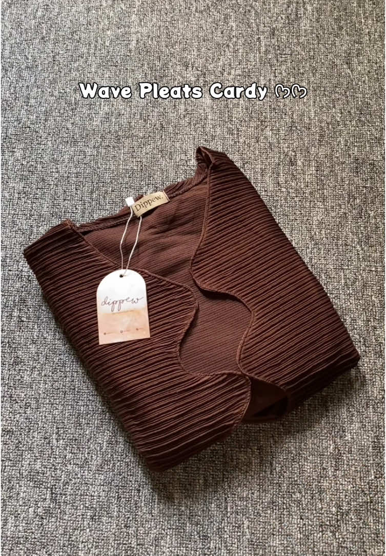 Cantik bet aslinya #wavepleatscardy #cardigan #choco #fashiontiktok #bajuwanita 