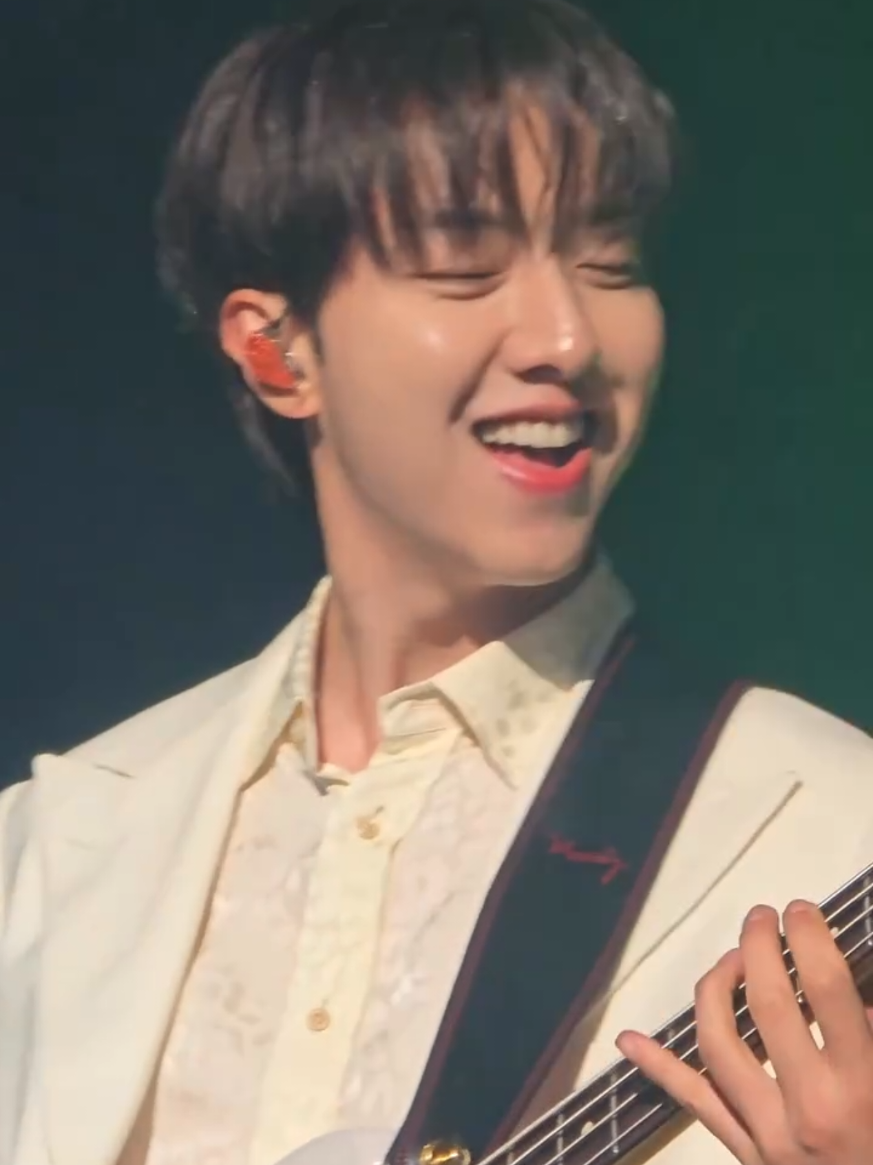 2025 CNBLUE LIVE ‘VOYAGE into X’ IN TORONTO!💙 Cr: bo522 #kband #mentalshin #koreanactor #CNBLUE #rock #handsome #leejungshin91 #koreanboy #LeeJungShin #JungShin #이정신 #handsomeboy #cute #kpop #korean