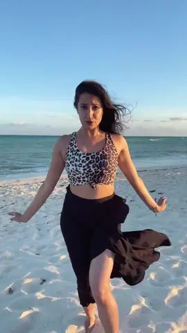 #viralvideo #foryou #bollywoodsong #viraltiktok #queenbolly_90💃 #queenbollydance_90📸 