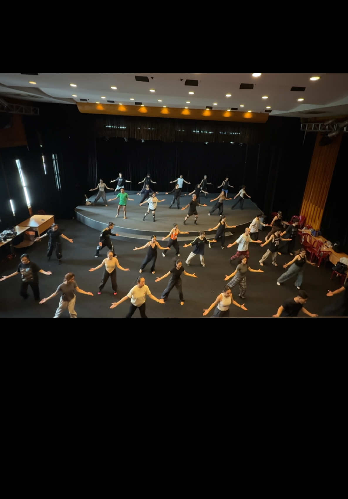 Vinh dự được phục vụ cho ngày 30 tháng 4 giải phóng đất nước #30thang4 #giaiphongmiennam #múa #uyenduong #xuhuong #fyp 