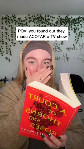 ACOTAR INTO TV SHOWS?? THIS IS IT!!! #fypシ゚ #readers #BookRecommendations #books #viralvideo #booktoker #authorsoftiktok #author #romancebook #fyppppppppppppppppppppppp  #readersoftiktok #creatorsearchinsights 