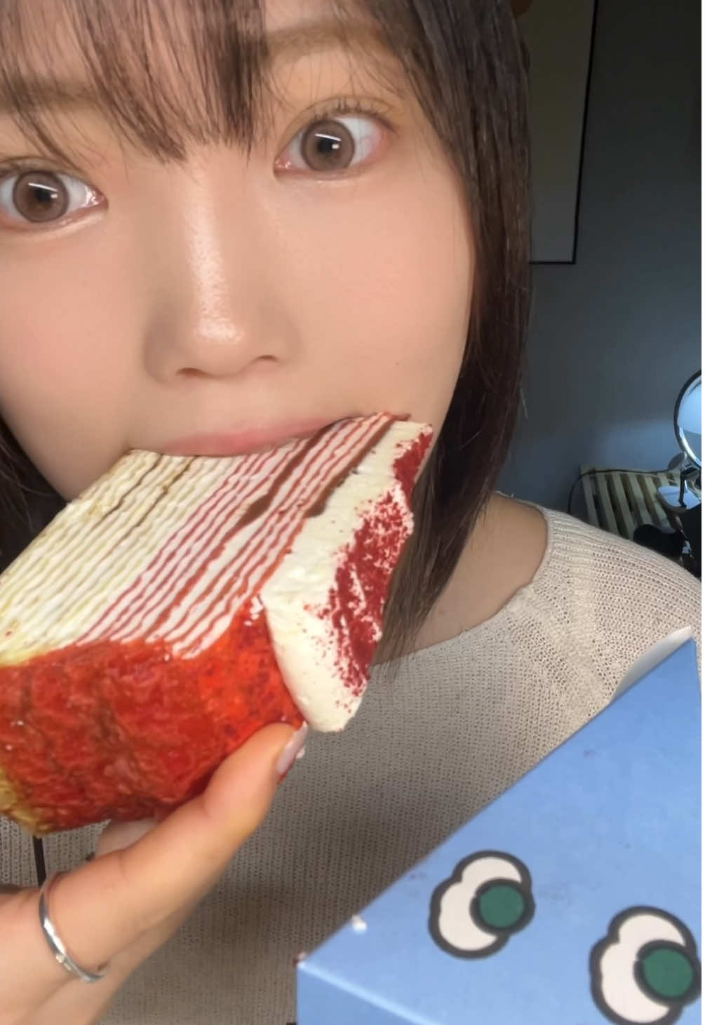 5 types of crepe cake 종류별 크레이프 케이크 먹기 #eatingshow #mukbang  #dessert #desserts #FoodLover #koreanmukbang #eatingsounds #asmrfood #asmreating #crepecake #먹방 #디저트39 