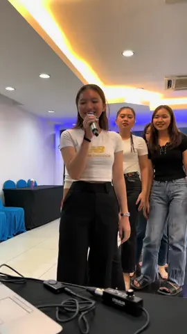 Pov : orang Sabah telan mic 😍🎙️ bah jangan lupa support unduk ngadau kita nanti kio 😍 kamu rasa sepa yg bakal2 baaa pulang 12k? 🙈#undbkk2025 #finalistundbkk2025 #undukngadau #sumandaksabah #kaamatanmontoksongovian 🌾
