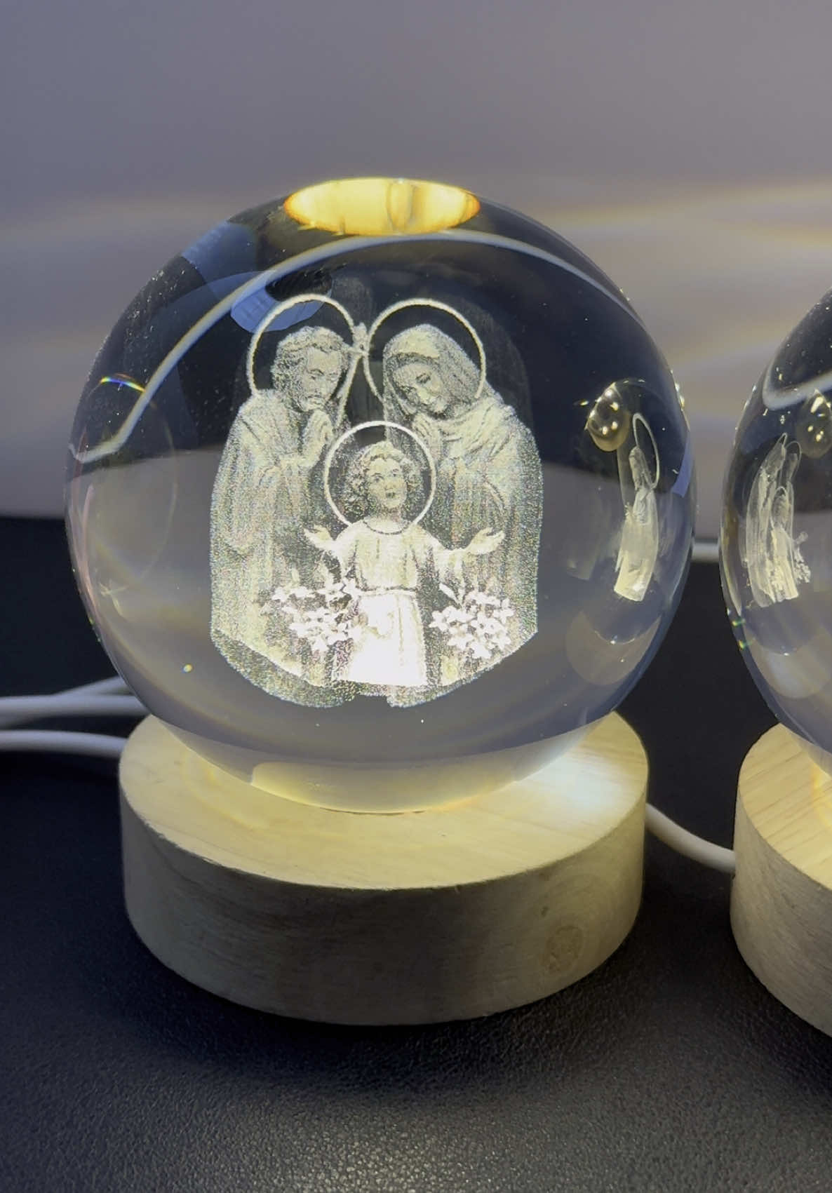 Mọi người đặt hàng quả cầu Chúa Giesu ghé giỏ hàng em nha #quacauthuytinh #quacauphaledecor #quacauphale3d #chuagiesu 