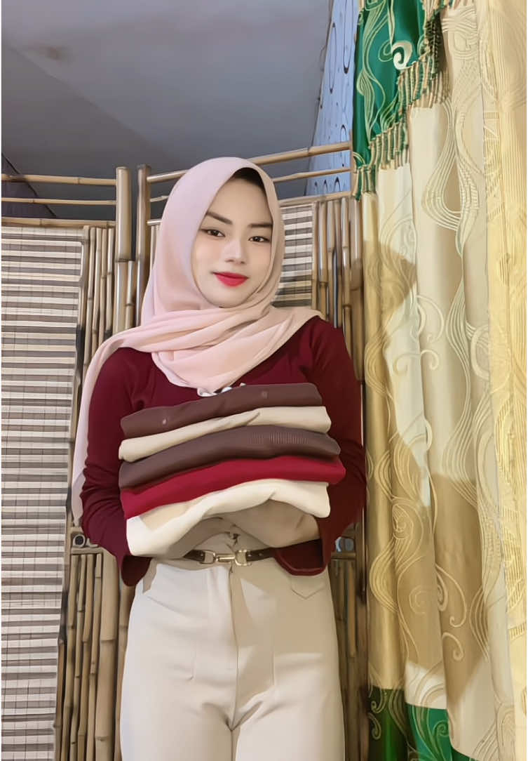 Baju tercakep dan murah  #baju #atasan #atasanwanita #celana #celanawanita #sabuk #OOTD #ootdhijab #ootdfashion 