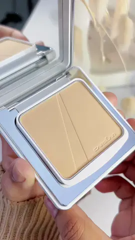 Best eh compact powder ni, siap ada sunscreen, SPF50 lak tu. Pastu muka x oily langsung.  @Carslanmy  #carslan #compactpowder #cloudsofttouch #sunscreenpressedpowder #sunscreenpowder 