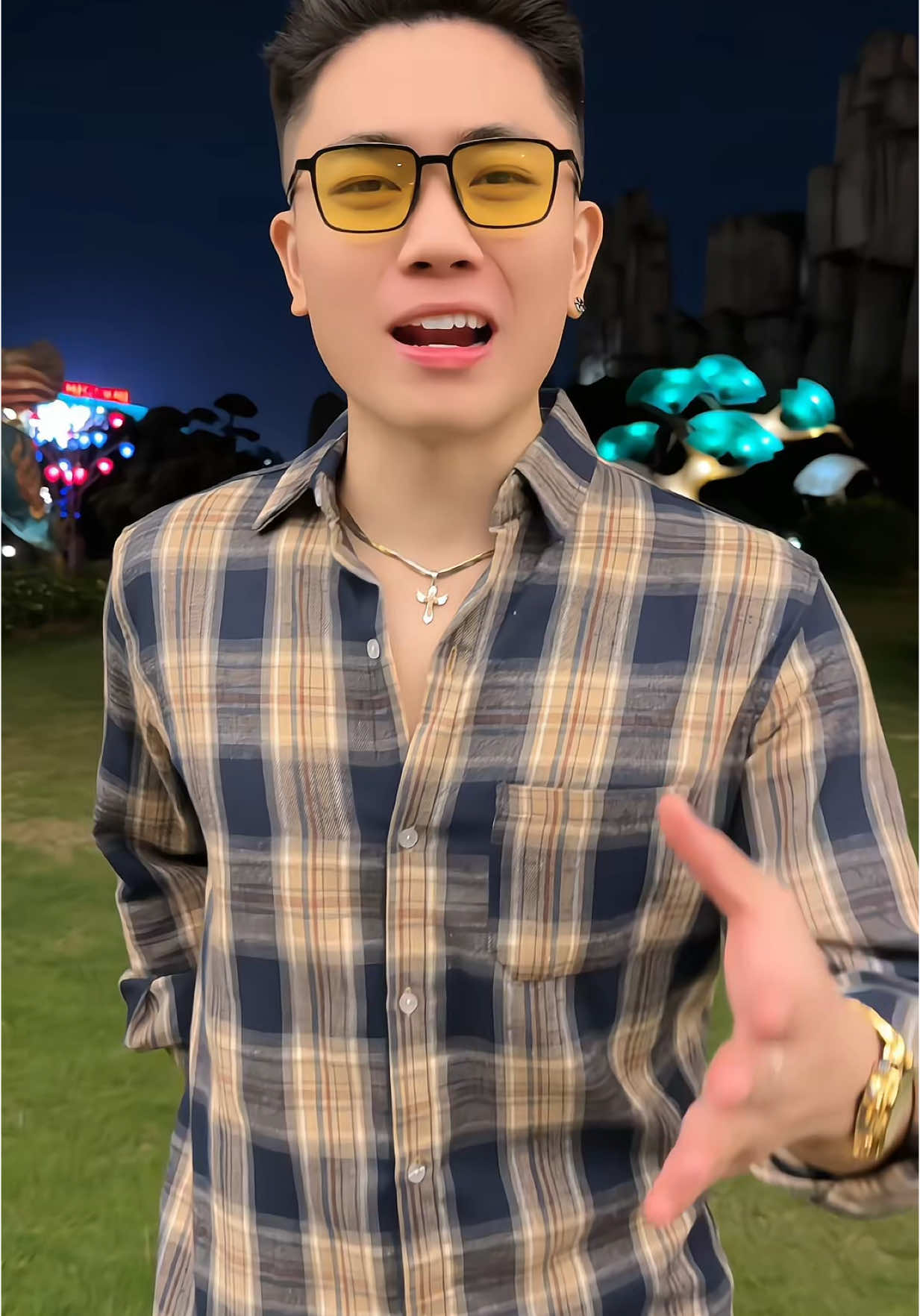 Áo sơ mi nam nữ dài tay kẻ sọc