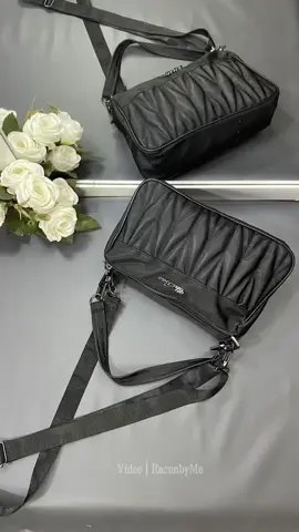 Cocok buat ibu-ibu yg banyak barang bawaan #tas #tasselempang #taswanita #fypage 