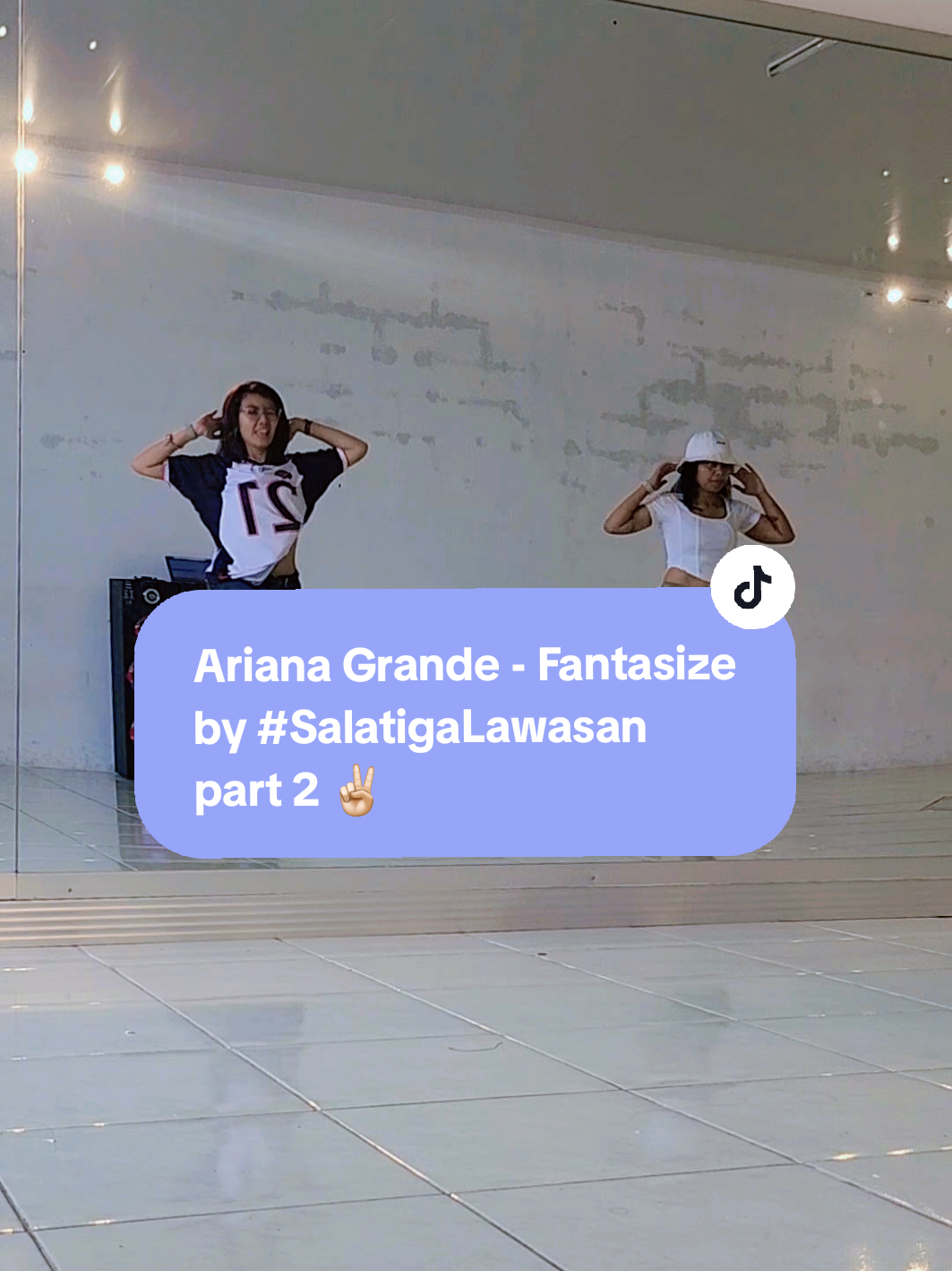 With another Salatiga OG dancer 🫶🏻 Ketika dancer spek ganas diajari koreo menthel 😆 dc: @mekeksoo & @_hyiaapiness #choreography #arianagrandefantasize #fantasizedance #fantasizearianagrande #fantasizechallenge  #dancechallenge #salatigadancer #salatigalawasan 