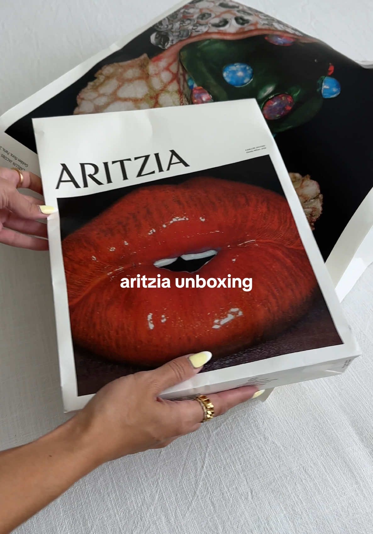 spring in full swing🩵 @Aritzia #fyp #aritziahaul #aritziaoutfits #comeshopwithme #comeshoppingwithme #outfitideas #unboxing 