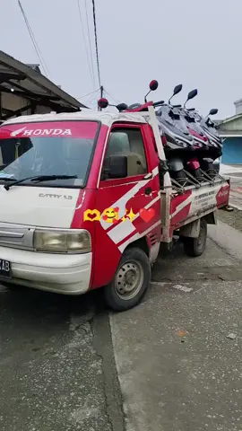 Gift Wedding Anniversary ❤ #fyppppppppppppppppppppppp #fyp #xyzbca #pcx #pcx160 #pcxburgundy #viral #semuaorang #hondapcx 