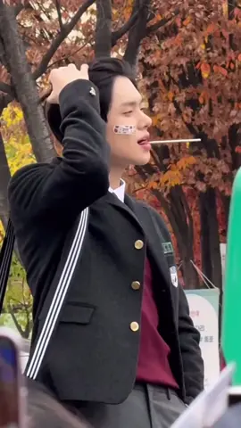 241116伝説の制服ヨンジュン #투모로우바이투게더 #TXT #최연준 #연준 #YEONJUN #崔然竣 #ヨンジュン