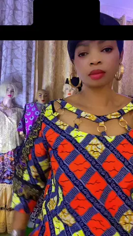 Disponible a 35 $ en plusieurs modèle #kinshasa🇨🇩 #congolaise🇨🇩 #pourtoii #TikTokLIVE #video #congolaise 