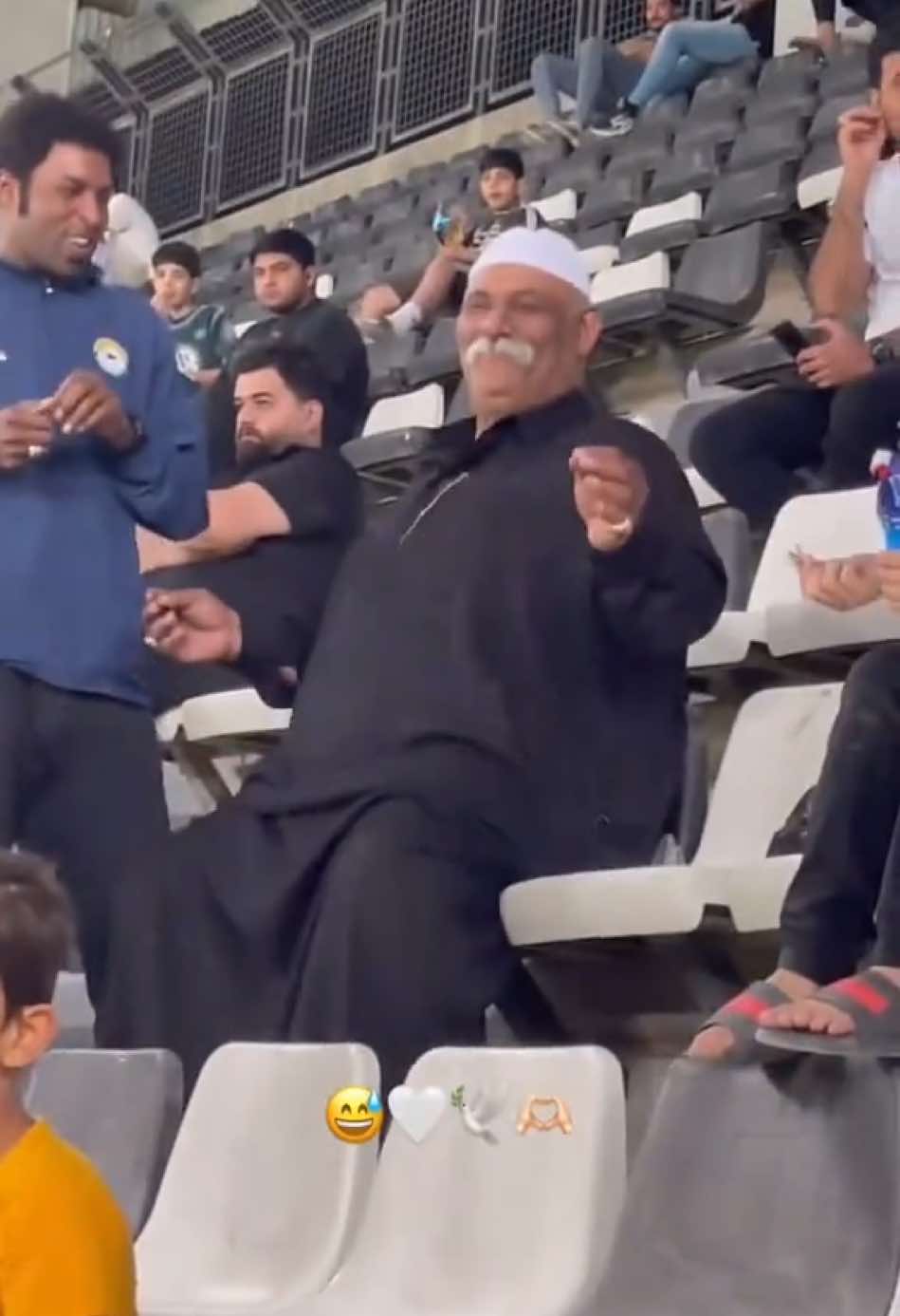 #مصطفى_الزوائي #fyp #الزوراء_زعيم_الاندايه_العراقي #شعب_الصيني_ماله_حل😂😂 #بغداد #الشعب_الصيني_ماله_حل #دوري_نجوم_العراق #رقص #حجي #ونسه #اكسبلور #ضحك 
