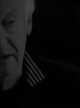 𝙀𝙙𝙪𝙖𝙧𝙙𝙤 𝙂𝙖𝙡𝙚𝙖𝙣𝙤: Le caes y te levantas muchas veces... #eduardogaleano #galeano #reflexion #literatura #filosofia #lector #escritor #libros #lectura #poesia #post #parati #elclubdelosolvidados  #elclubdelosaburridos 