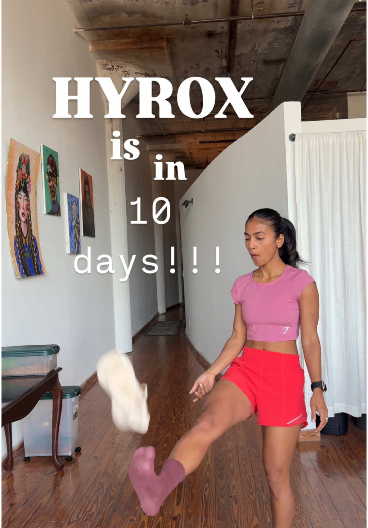 HYROX is just 10 days away… and it’s not just strength—it’s a lot of running too. 8 workouts. 8 kilometers. One hell of a challenge!! I’m doing everything I can to show up strong—and these Hoka Bondi 9s from @fit2run_therunnerssuperstore are helping me feel ready every step of the way. Let’s gooo! 🏃🏾‍♀️🫡🫶🏽 #HYROXPrep #HokaBondi9 #MaximizeYourRun #HYROXTraining #RunningRecovery #Fit2Run #RoadToHYROX #HokaOneOne #EnduranceTraining #StrongNotJustFast #TrainWithPurpose #hyroxatlanta #atlantacontentcreator 