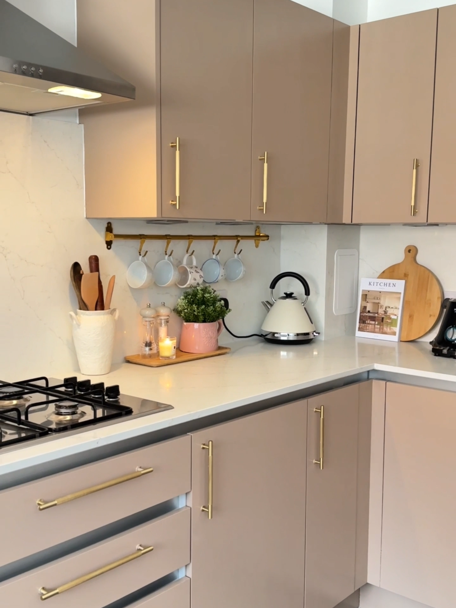 Almost forgot this is the whole point 🤎 🎨 Kitchen cupboards painted in Salted Caramel  🎥 @thethird_born  #makeitrustoleum #kitchenmakeover #neutralhome #DIY