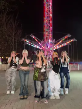 my girls! 🖤 @NARA 2 @KATESI @ДЖАМИ @milena 