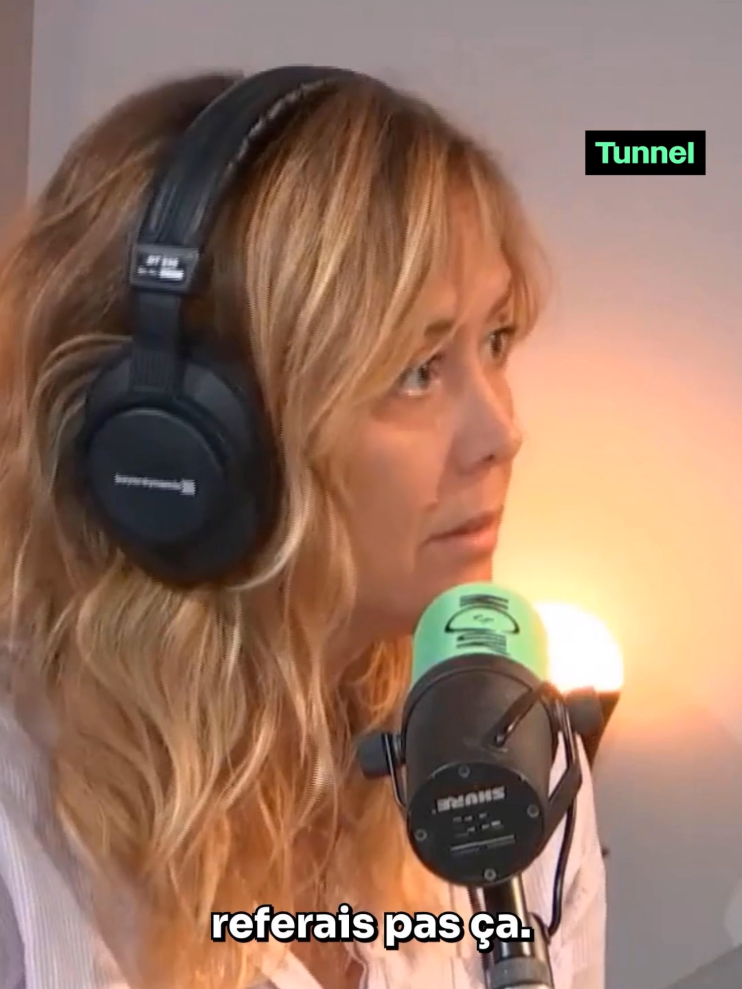 Énora Malagré se rend compte d’un tas de choses maintenant : qu’elle a pu aider, et que son boulot, c’est qu’un boulot, point. 🎙️ 📻 Tunnel, c'est tous les jeudis de 19h à 21h sur Mouv’ avec @annatoumazoff  #enoramalagre #annatoumazof