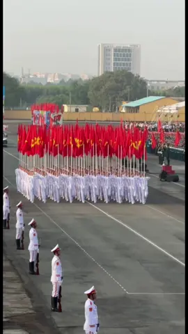 Tổng duyệt chuẩn bị đại lễ 30/4❤️🇻🇳#30/4/1975#giaiphongmiennam3041975 #nhachaycanhdep #nhachaymoingay #xuhuongtiktok2025♥️🔥❤️❤️❤️ #xuhuongtiktok2025💝💝 #nhachottiktok #tuhaovietnam❤️🇻🇳❤️ #