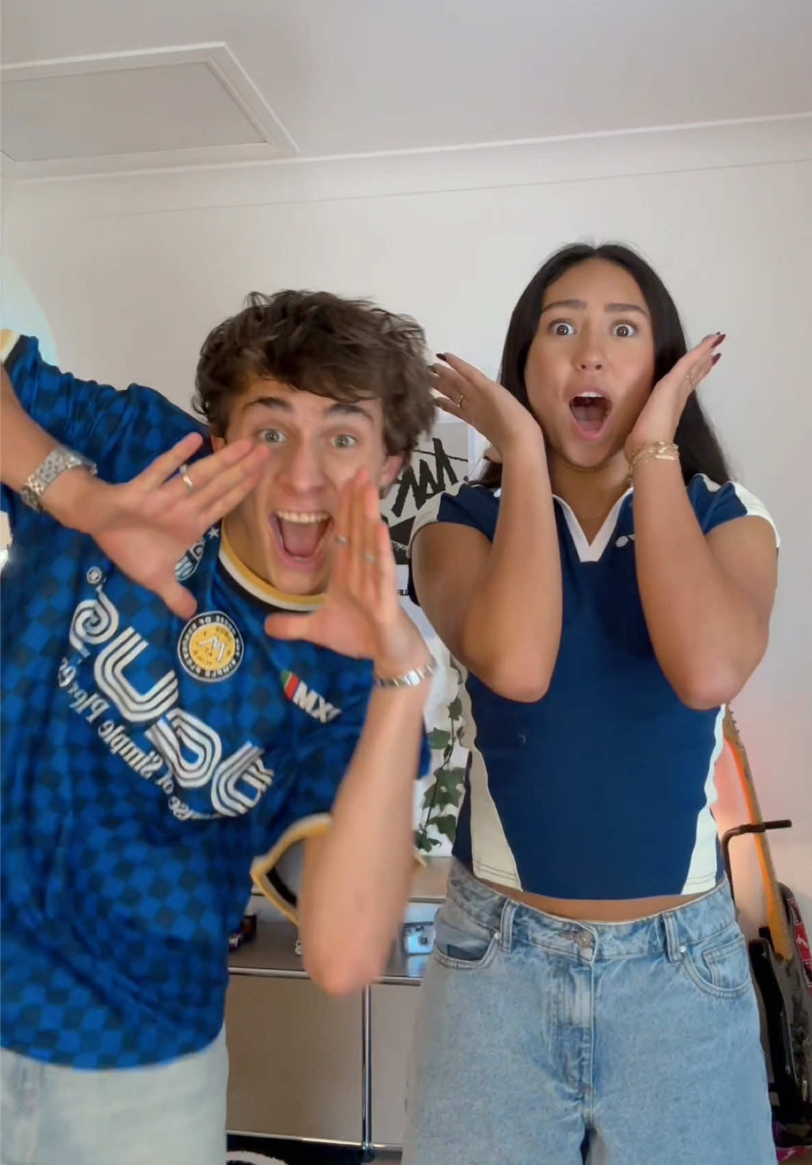 FREAK OUT! 💃🏽 #viral #couple #dance @Cadel x @Mia 