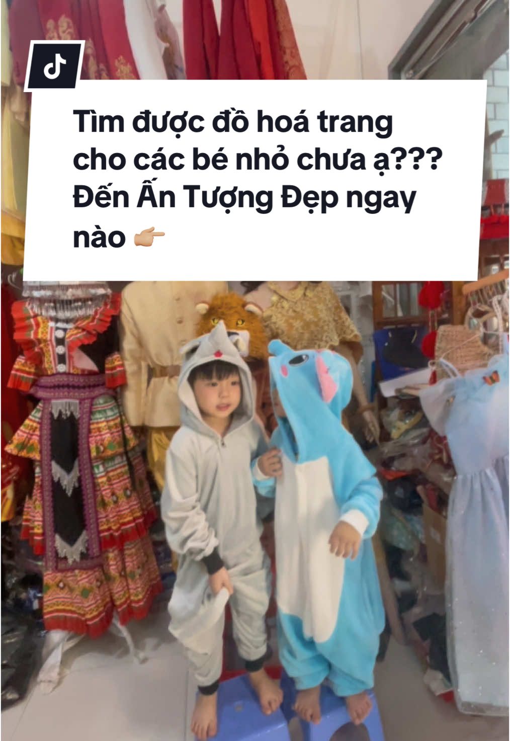 l🎀Trang phục biểu diễn hóa trang thú hở mặt thường được dùng đễ chụp hình hoặc diễn trong các vở kịch, múa hát, diễn văn nghệ thiếu nhi , trình diễn theo chủ đề làm mọi người sẽ trở nên thích thú sôi động mang không khí sôi động ,ấn tượng,gây sự chú ý. 🪶 Với chất liệu vải mềm mịn dễ vận động. Tại Shop với đa dạng các thể loại con vật giúp khách hàng dễ dàng lựa chọn phù hợp với chương trình. ====== ⭐️⭐️ ======  #chothuetrangphuc #trangphuchoatrang #thuhomat #convat #trendingtiktok #dolienconthu #convat #xuhuongtiktok #trangphucbieudien #bienhinh #saobien #sinhvatbien #bien #conthu #dolien 