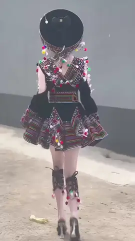 #nyiamnugtauos🥰 #khaubncawghmoobzoonkauj #nkaujhmoobzoonkauj🦋🌺 #hmoobtiktok 