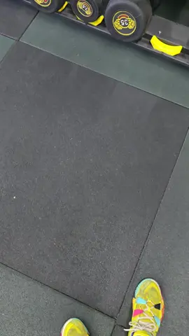 💪😂 @nikolozzz23  #foryou #foryoupage #gym 