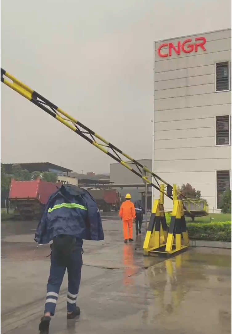 Kata-kata hari ini  ~ Harus tetap kuat dan semangat✨ #ZTEN #CNGR #CDNE #imip_helmkuning👷 #morowali_sulteng_bahodopi #IMIP #fyp #like4like 