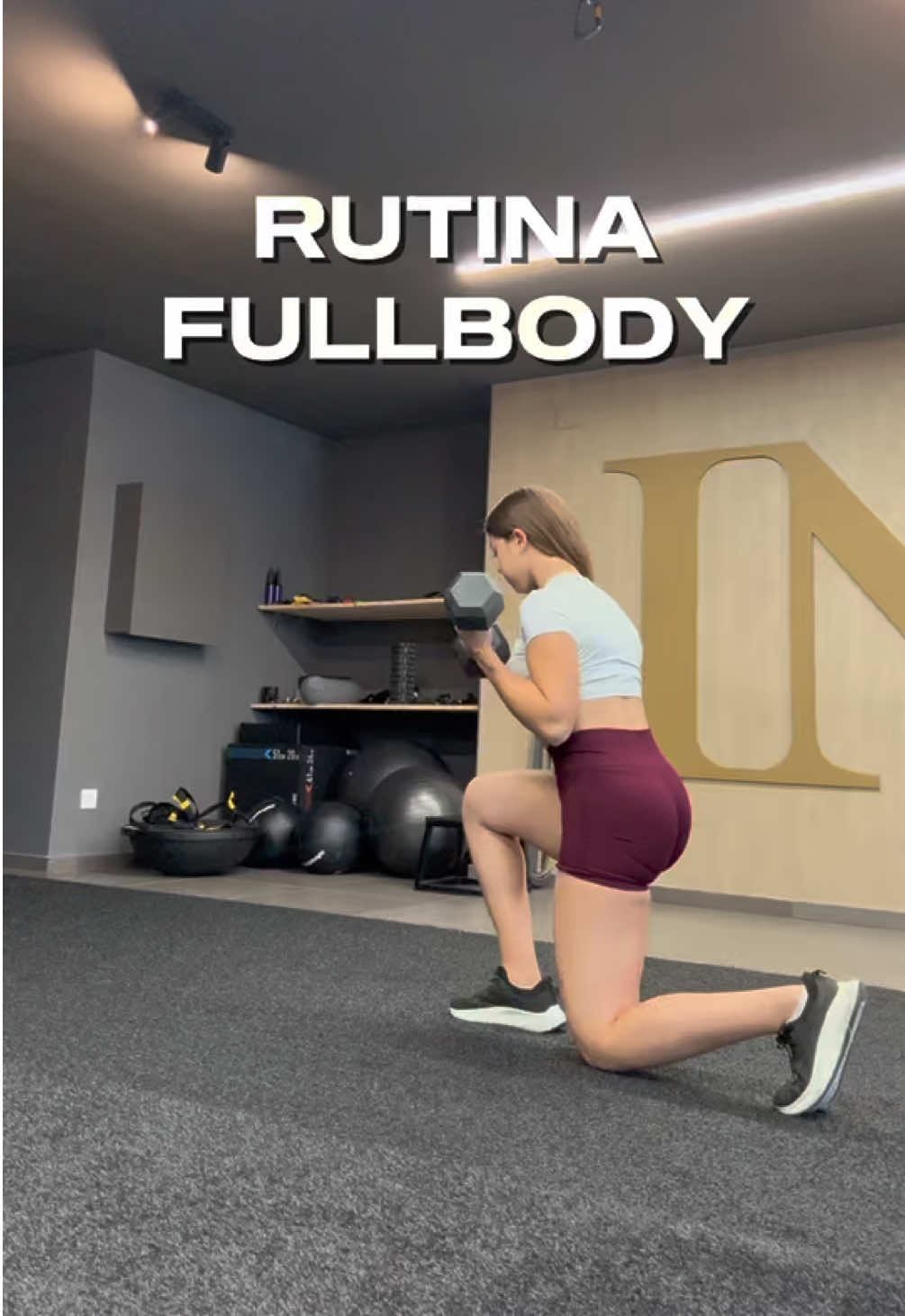 🔥 Rutina FULLBODY compuesta de ejercicios dinámicos. 🦾 Ideal para cuando no tenemos tanto tiempo para entrenar, ya que combinamos ejercicios compuestos con diferentes patrones de movimiento. 🙌🏼 Puedes realizar 3-4 vueltas a unas 10-15 repeticiones de cada ejercicio. 📍Personal Training Lounge Girona  #gym #GymTok ##gymmotivation #fitnessmotivation #Fitness #fitnesstips #gymrat #personaltraininglounge #girona #entrenamiento #fullbody #fullbodyworkout 
