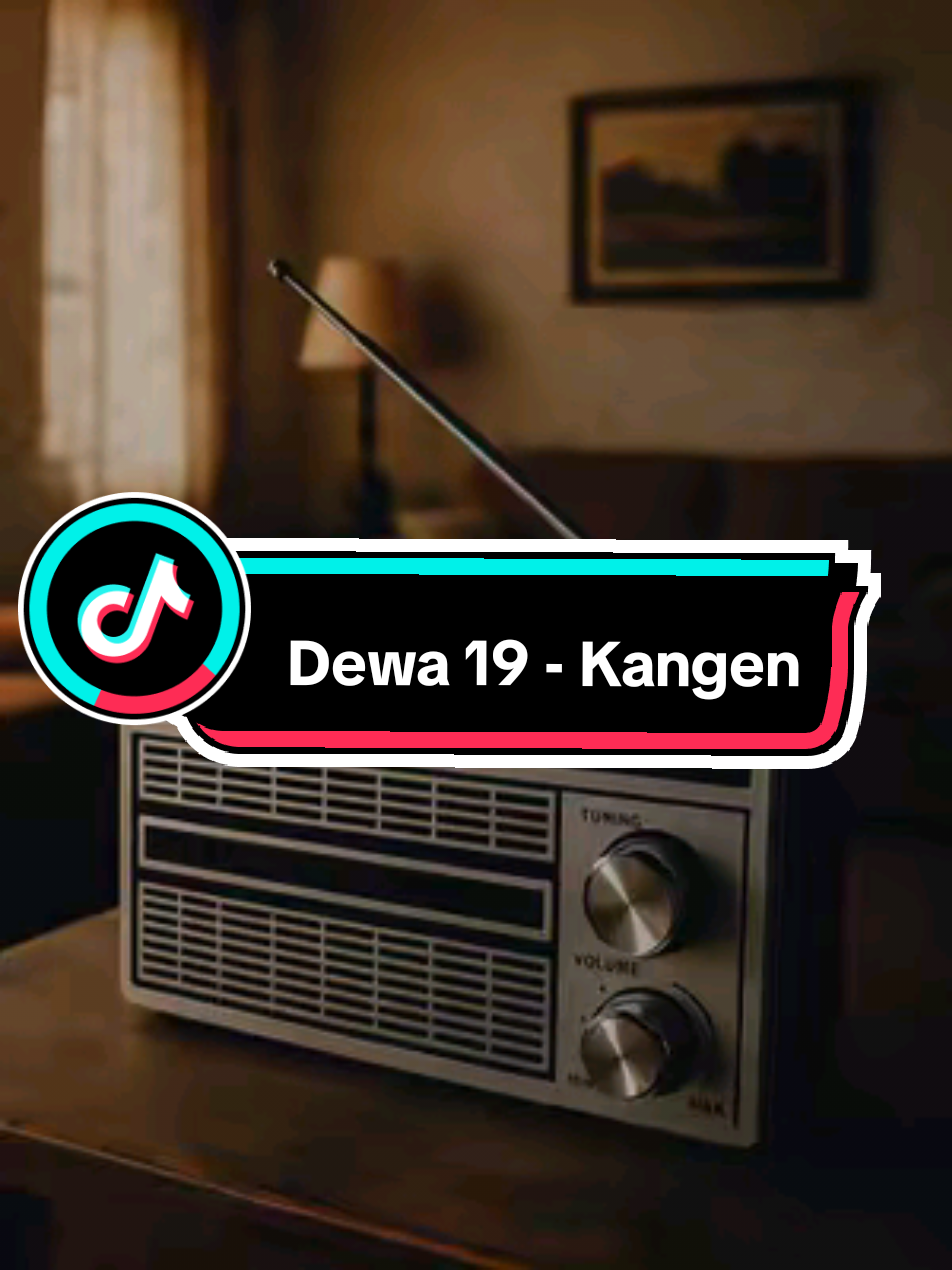 DEWA 19 - KANGEN Lagu ini dulu jadi teman setia malam minggu yang sepi, cuma ditemani suara radio dan secangkir kopi. “Kangen” – Dewa 19 Dirilis tahun 1992, tapi bagi anak 90-an, lagu ini tetap hidup di awal 2000-an. Ada yang langsung keinget momen bareng dia? Atau malah inget sama siapa yang sekarang udah jadi orang lain? 😌 #RadioJadul #LaguNostalgia #Dewa19 #KangenDewa19 #Anak90an #TikTokRadio #LaguKenangan #FYPIndonesia #KenanganMasaLalu #Radio2000an