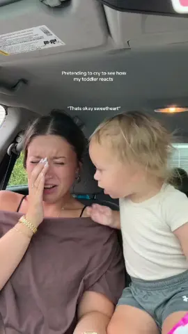 Reaction of baby when mommy cries 🥹 #baby #kid #mommy #mother #mothersday #family #moment #Love #fyb #trending 