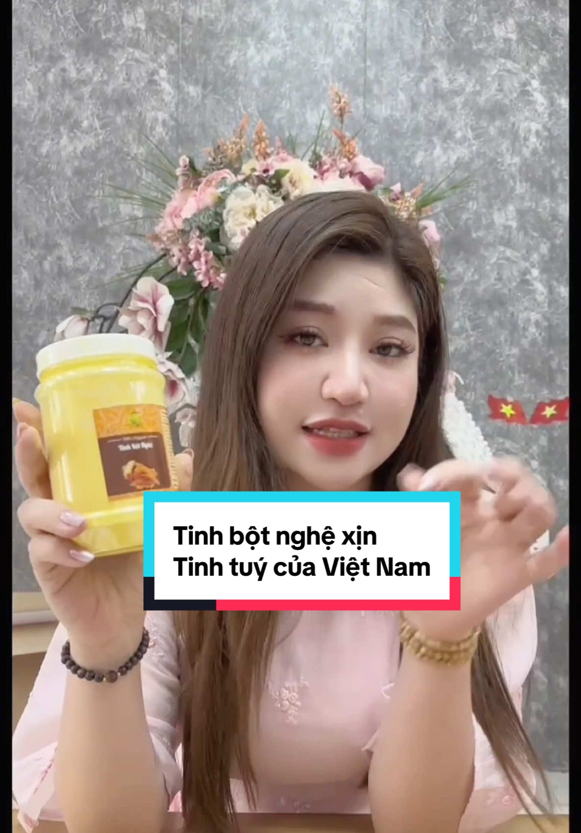 Tinh bột nghệ xịn, tinh tuý của Việt Nam #yenrubie #yenrubiereview #xuhuong #xuhuongtiktok #sansaletiktok #botnghe #tinhbotnghe #tinhbotnghenguyenchat 
