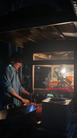 nasi goreng fav di Pluit🙌🏻 #story#syorywa#sad#sadstory#anakrantau#fyp#fypage#fypシ゚#fyppppppppppppppppppppppp#foryou#malam#vibesmalam#mentahan#mentahanvideo