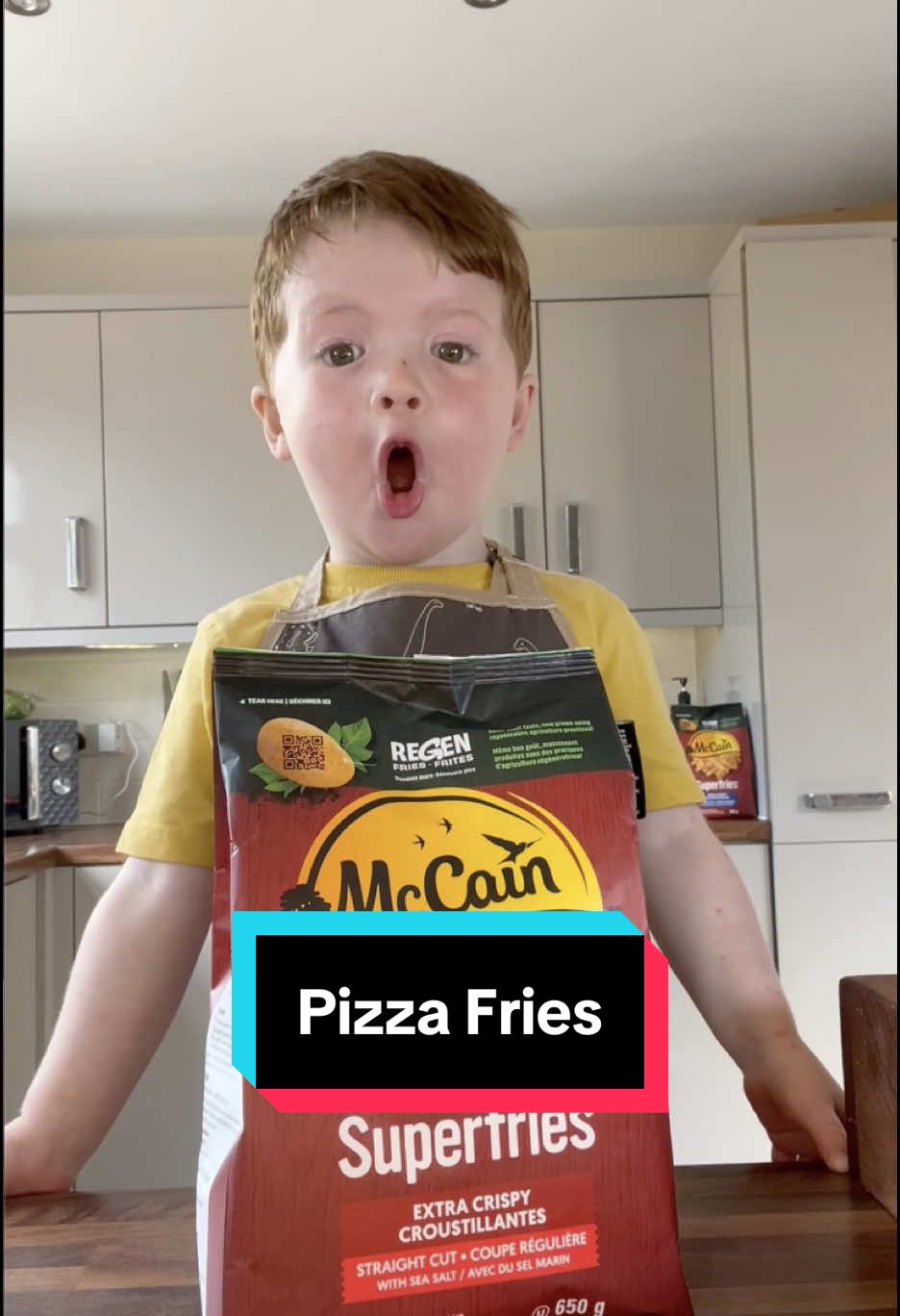 🍟 Fries! The best part of my meal! Join me as I learn more about McCain’s commitment to regenerative agriculture practices while making pizza 🍕 fries with @mccaincanada ‘s Regen Fries 👨‍🍳😋 #AD • #fyp #fypp #chef #Food 