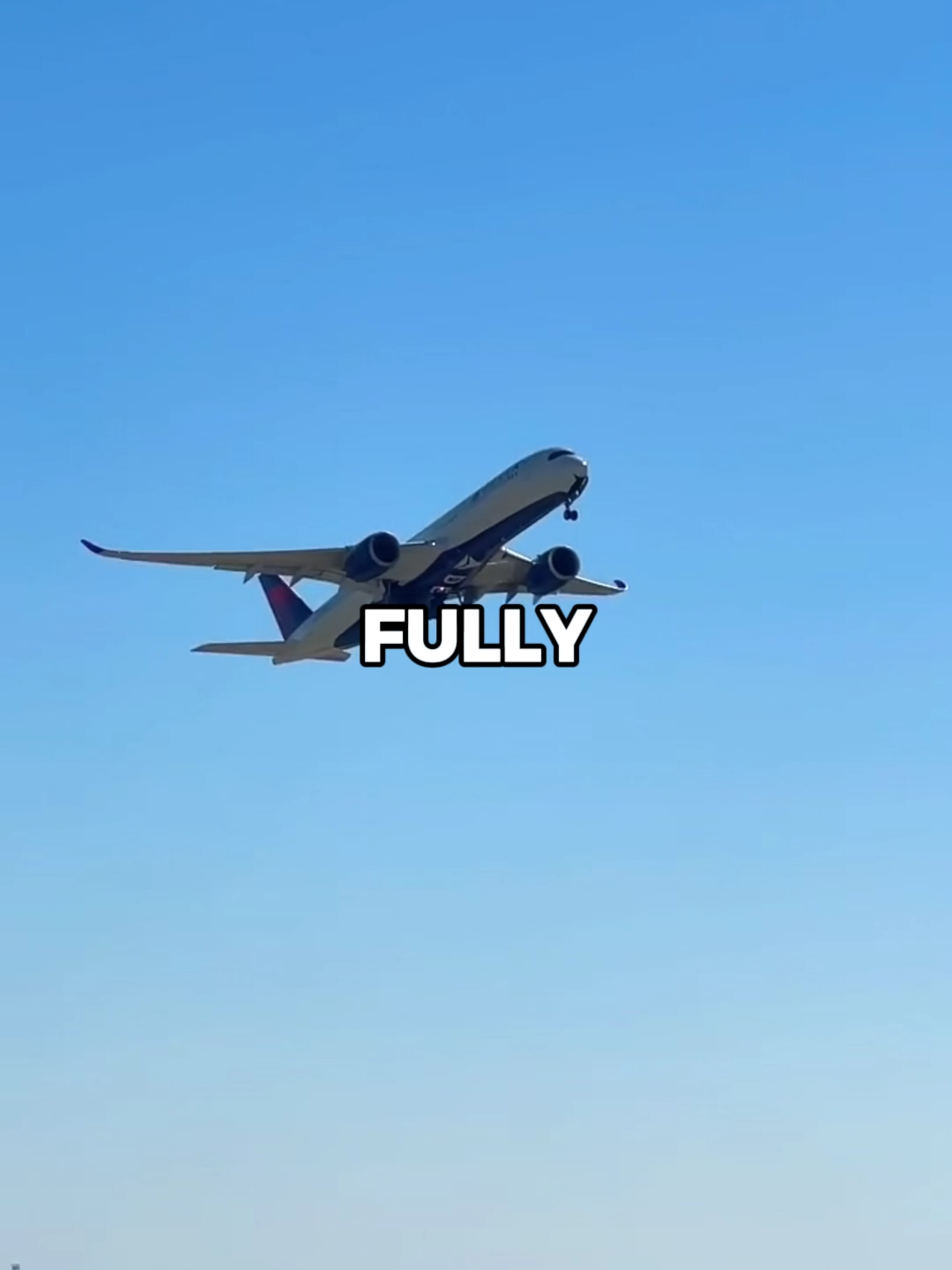 Why is this aircraft the safest in the world? #aviation #aviationlovers #aviationdaily #aviationlife #aviationtiktok #aviationgeek #planes #airbus #airbusa350 #plane