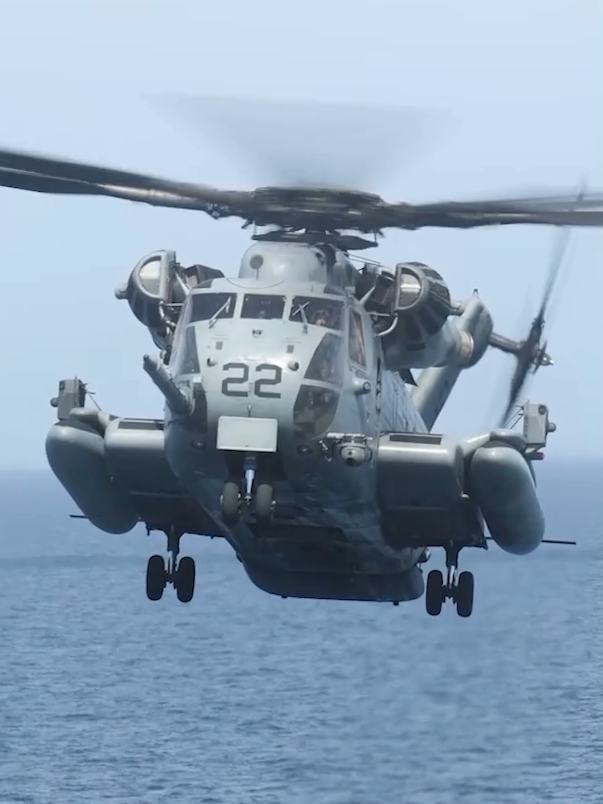 US CH-53 Sea Stallion Take Off #ch53superstallion #ch53 #ch53e #ch53k 