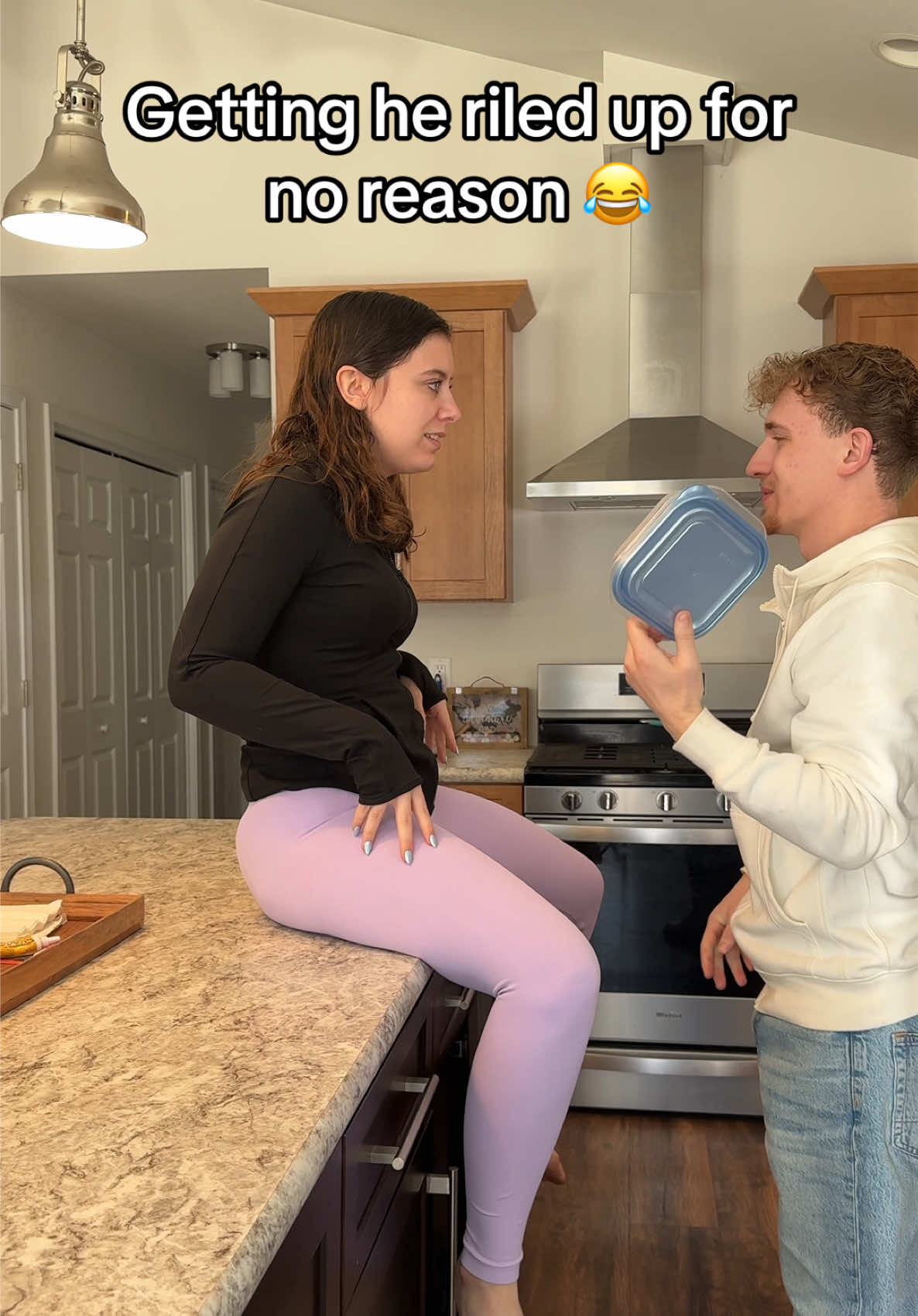 Getting her riled up for no reason 😅 #couple #relationships #couplecomedy #fyp #lukeandalexis 